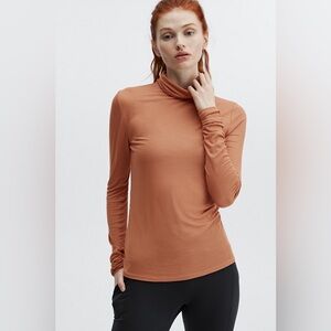 Fabletics Jess Turtleneck Top- Size L